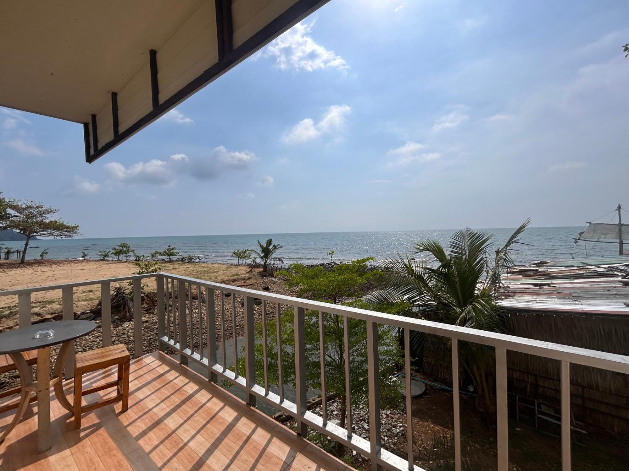 Tchin Tchin Guesthouse Koh Chang Exterior photo