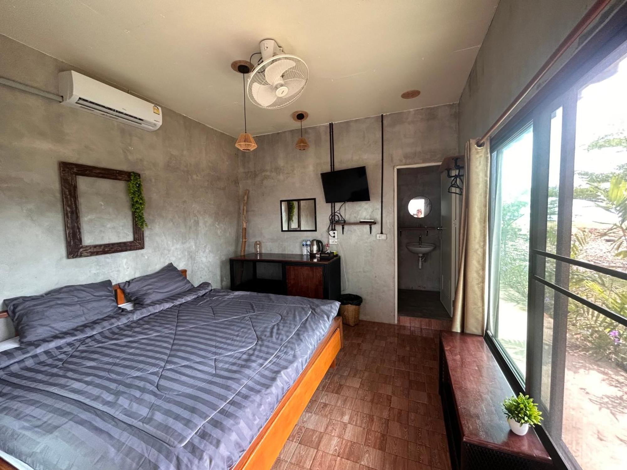 Tchin Tchin Guesthouse Koh Chang Exterior photo