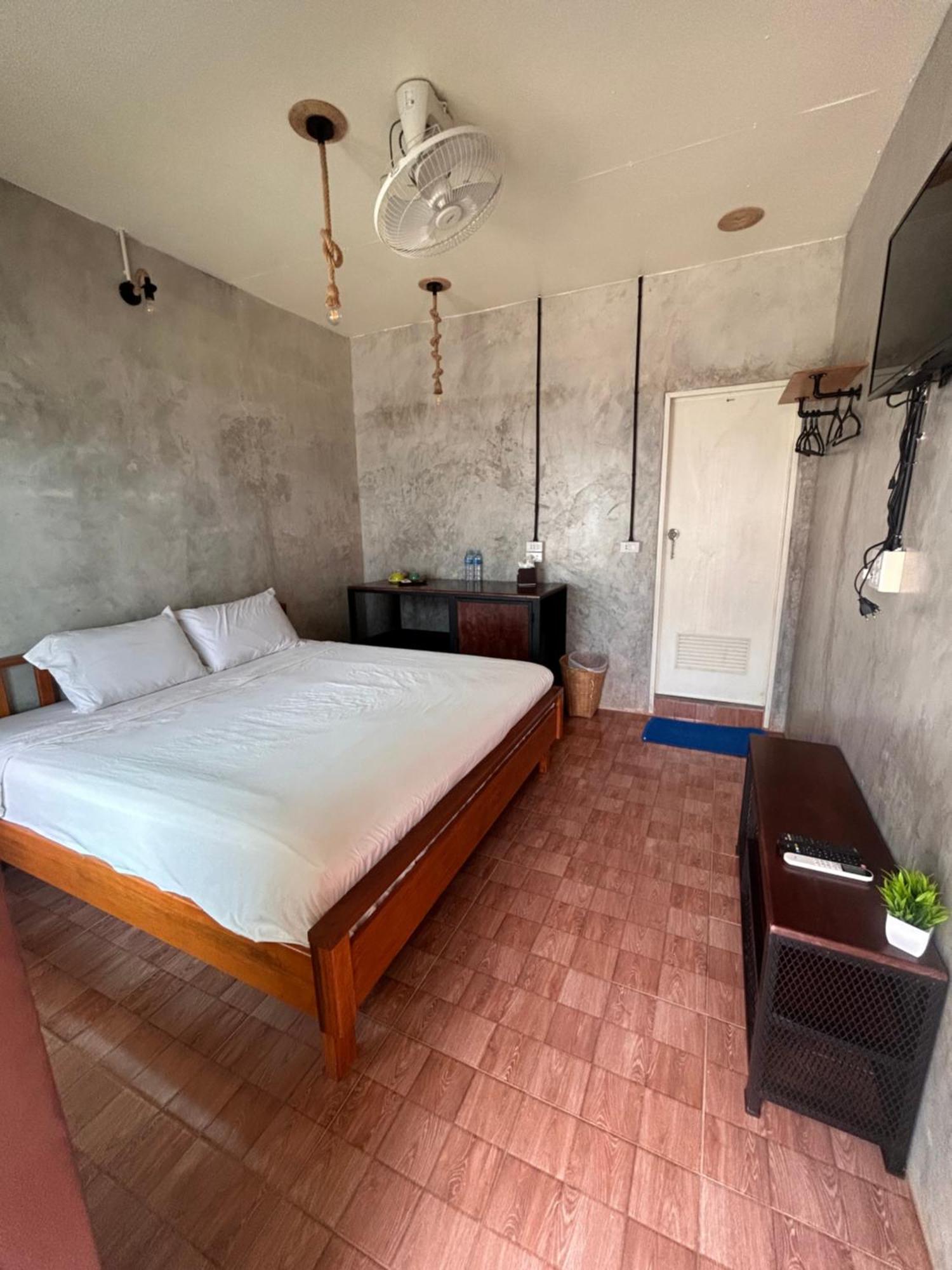 Tchin Tchin Guesthouse Koh Chang Exterior photo