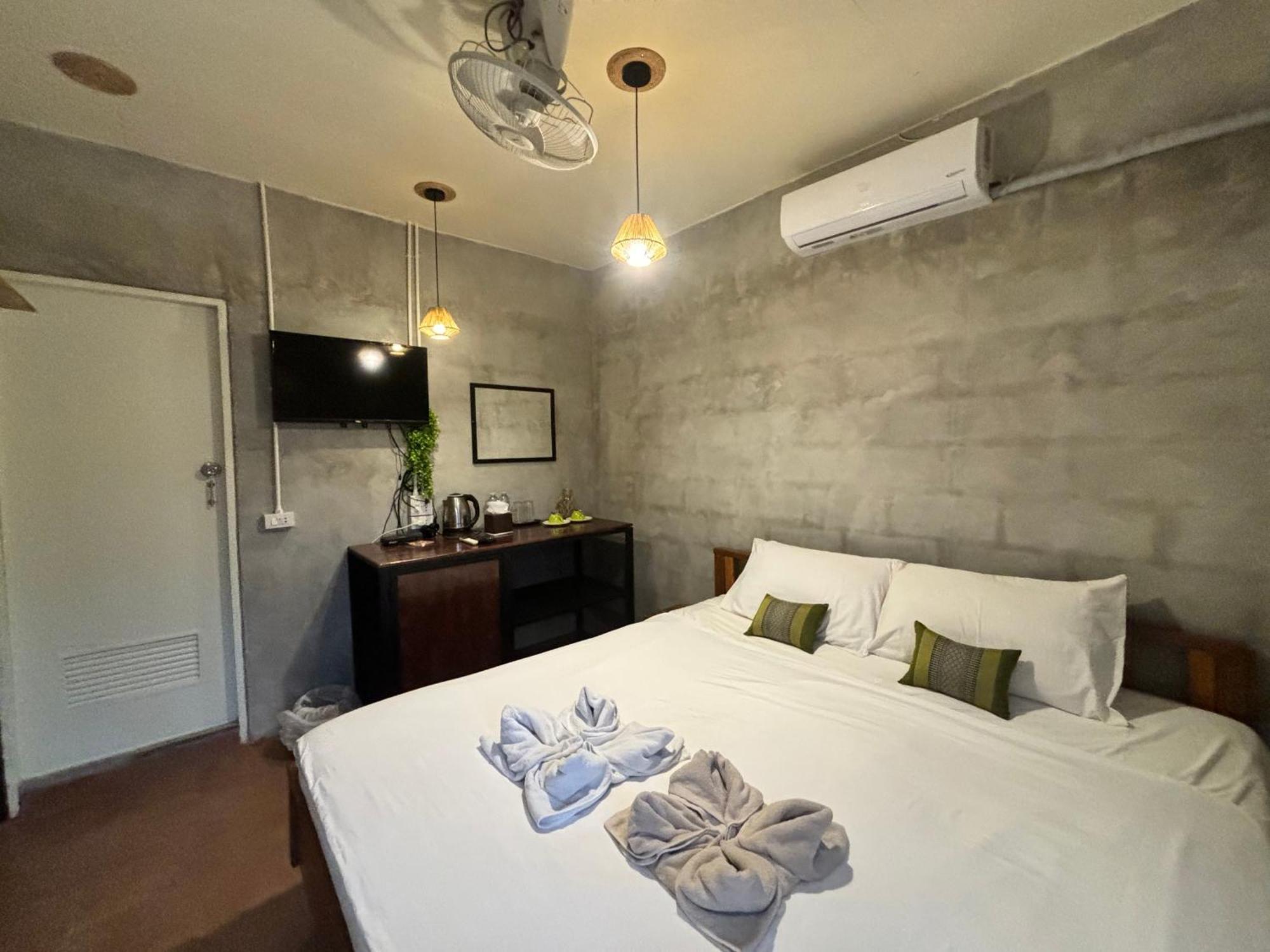 Tchin Tchin Guesthouse Koh Chang Exterior photo